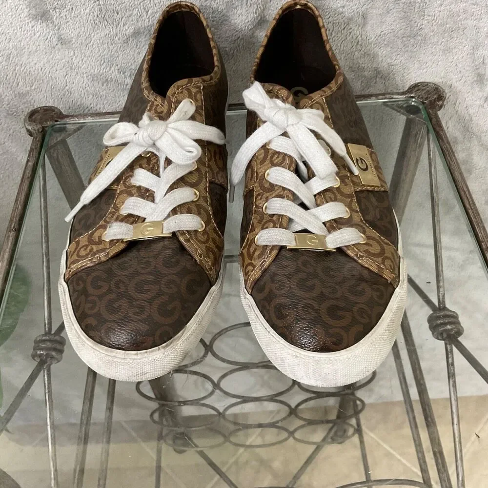 GBG Los Angeles Shoes Sneakers Women's Size 11M Brown Gold logo Accents